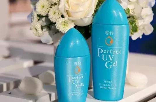 06年的杨丞琳和萧亚轩,在杨丞琳面前唱年少有为