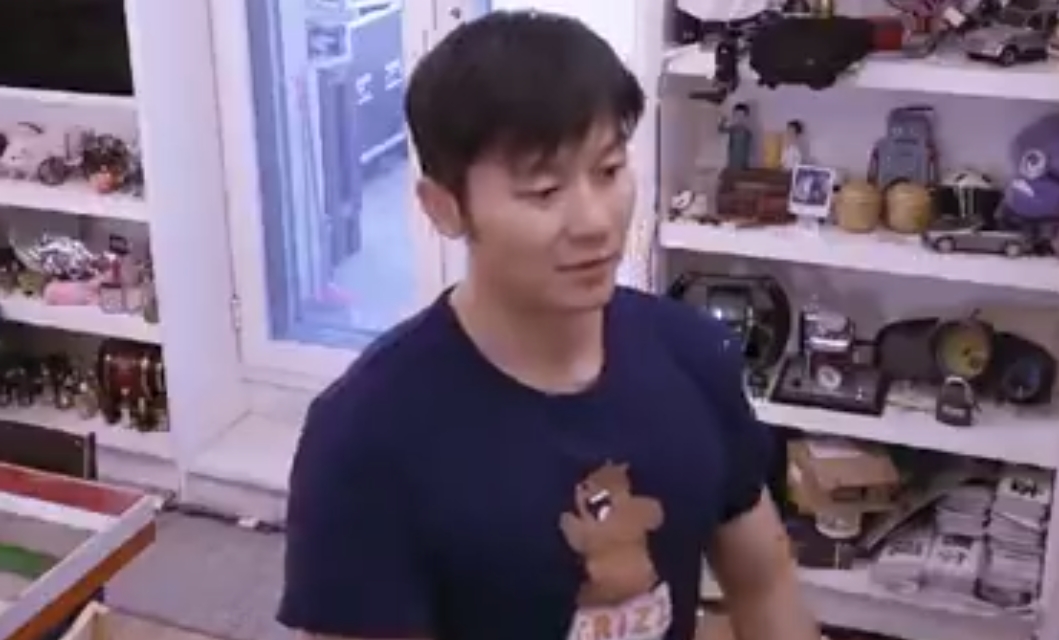 李晨独居生活在哪个小区,李晨回顾十年跑男