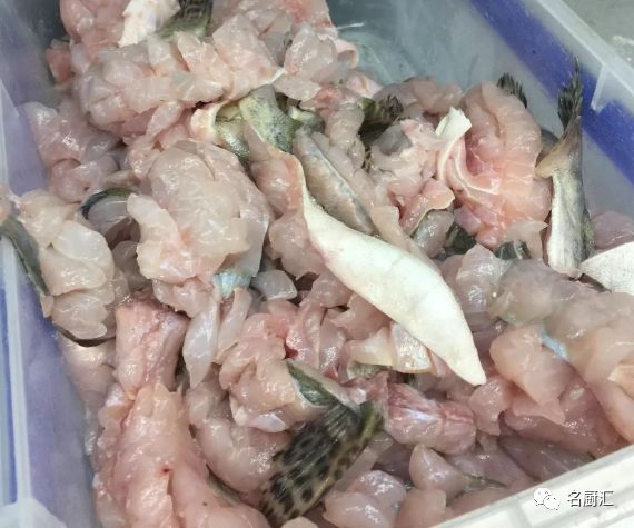 五星大厨教你20道精选创意家常菜,20道硬菜大厨拿手秘制招牌菜