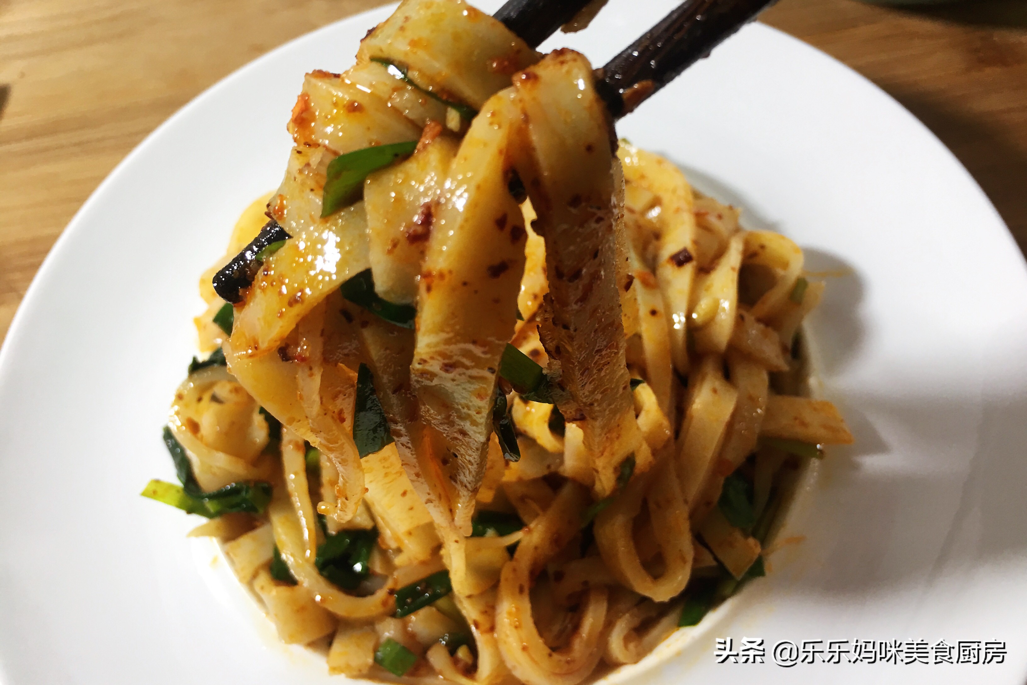 在家蒸凉皮揭不下来怎么回事,怎么蒸凉皮又薄又筋道