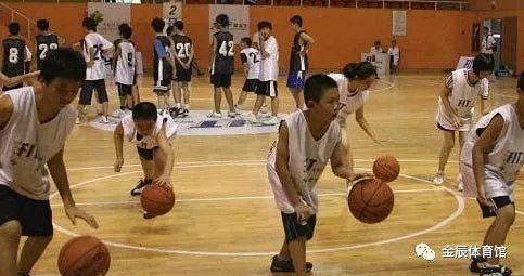 閲戣景浣撹偛鐩存挱鍥炴斁,閲戣景浣撹偛鐩存挱