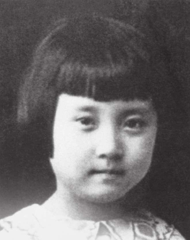 蒋英：嫁给干哥哥钱学森，培养学生李双江，这个女人到底多厉害？