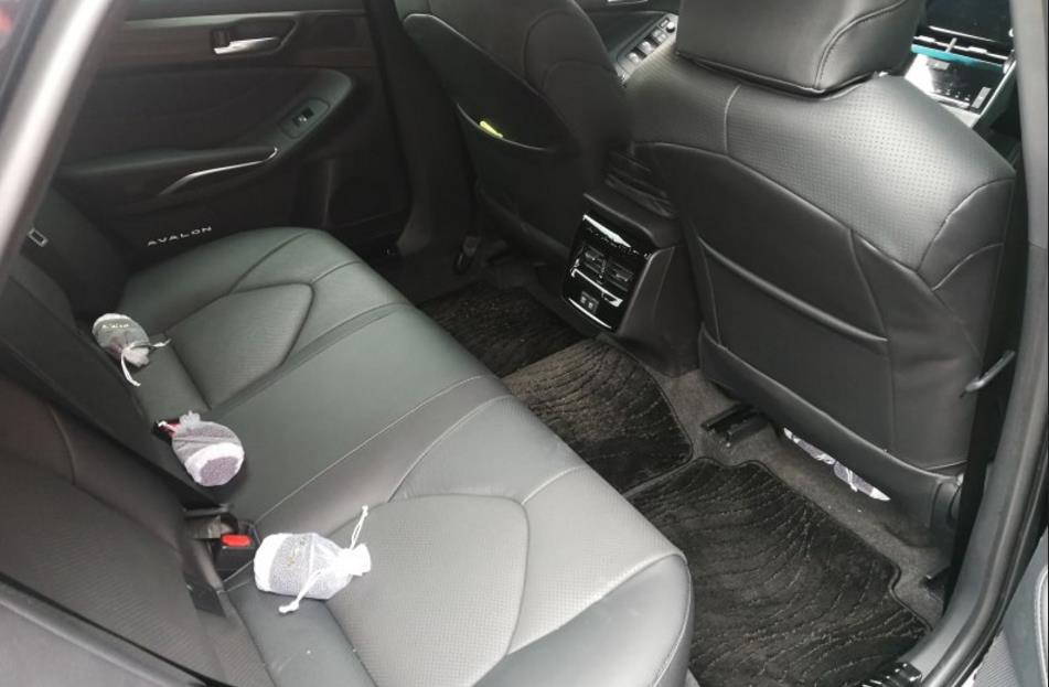 20万买丰田亚洲龙,20万左右买亚洲龙怎么样