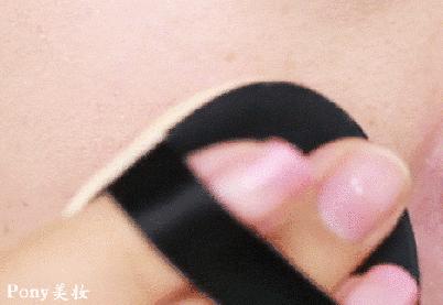 你不知道的夏日透亮妆容小技巧,油皮防脱妆的正确妆容