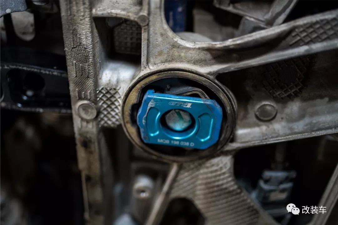 奥迪a3升级17款前杠,奥迪a335tfsi改装