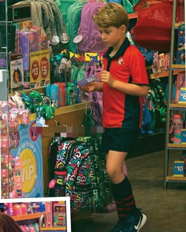 凯特威廉带娃视频,凯特母亲节晒出乔治和夏洛特