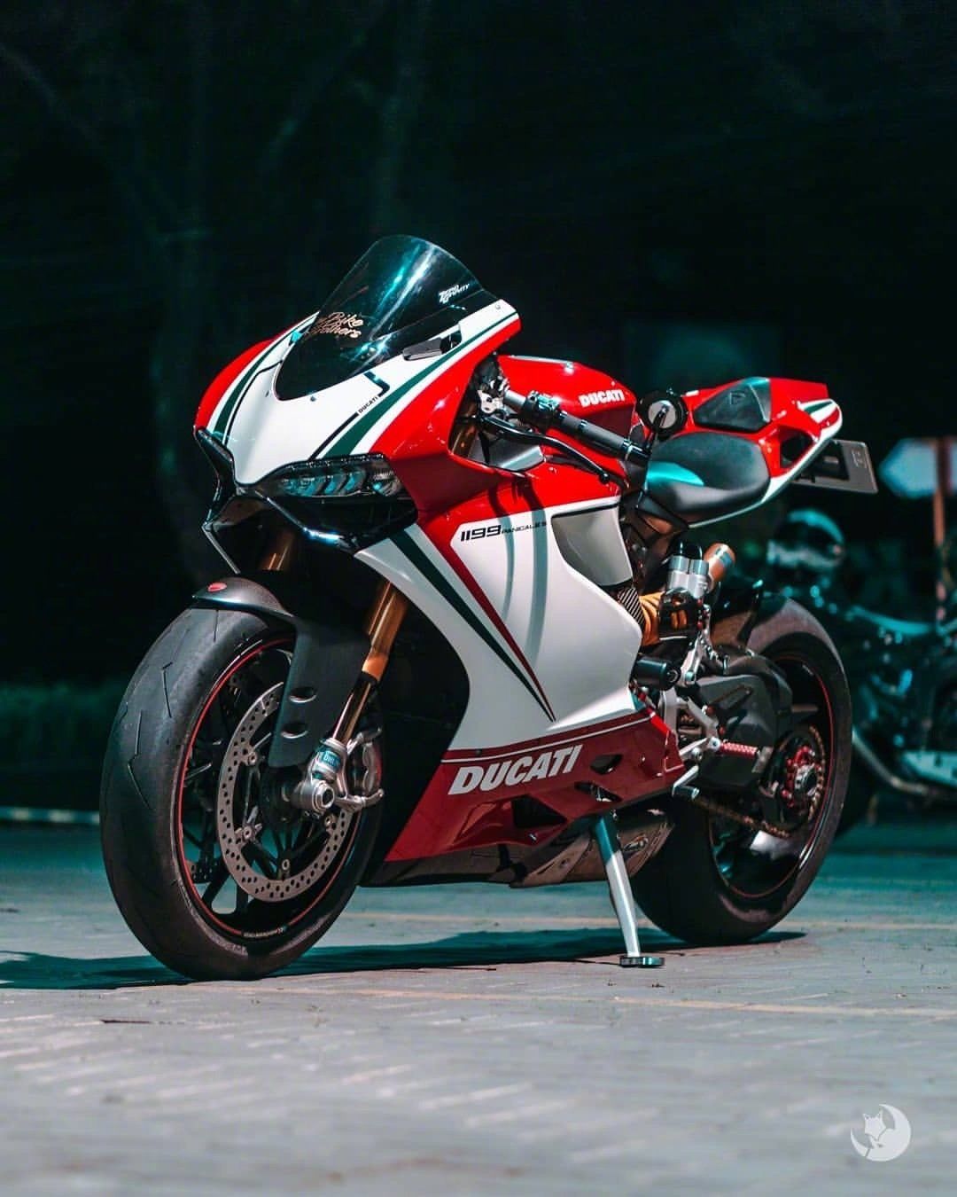 杜卡迪1199三秒破百,杜卡迪ducati1199panigales评测