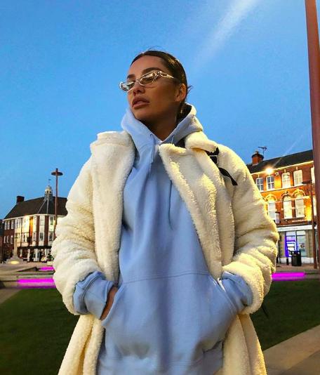 英国球星太太团,足坛十大最美太太团