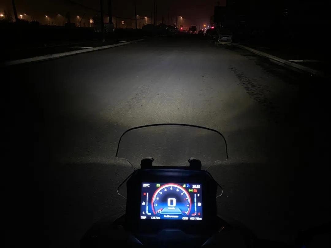 大阳ADV150胖虎试驾：真正的跨界踏板，兼顾城市越野可玩性极高