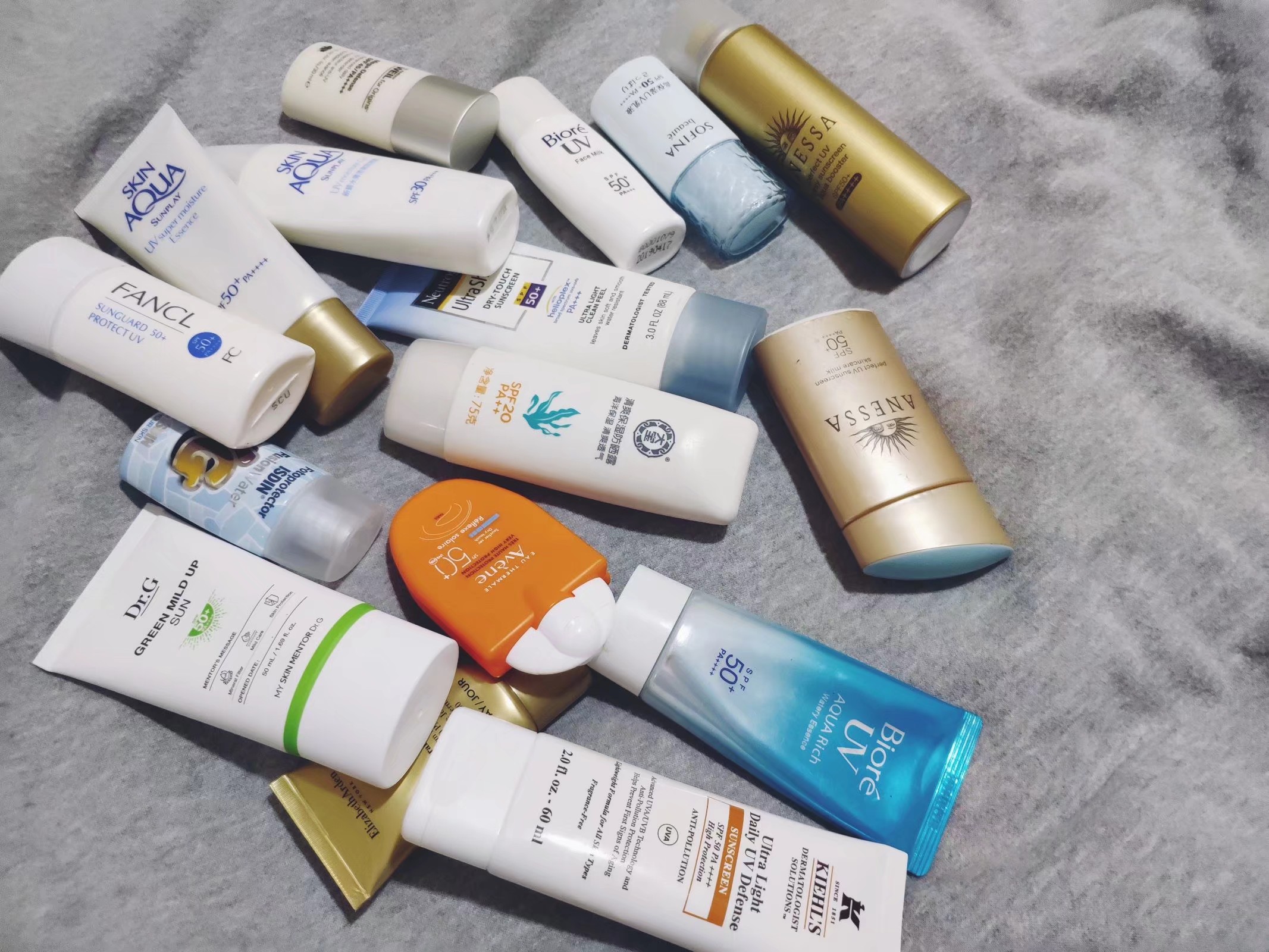 超人气防晒霜哪个好用,夏季必须买的三款防晒霜