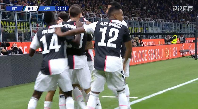 尤文vs国米c罗半场梅开二度回放,尤文全队疯狂庆祝视频