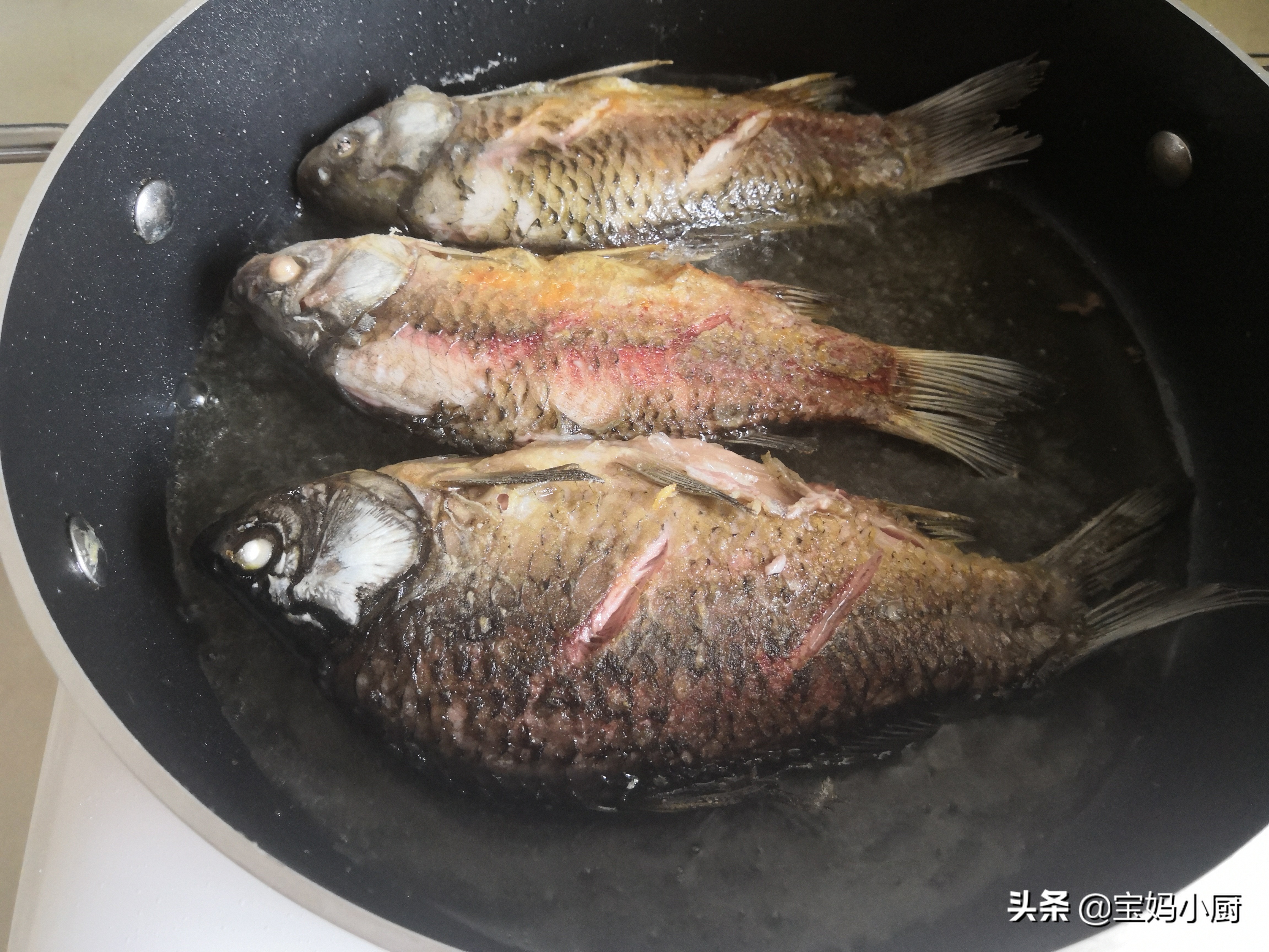 烧鱼不破皮的简单方法,烧鱼的技巧和方法