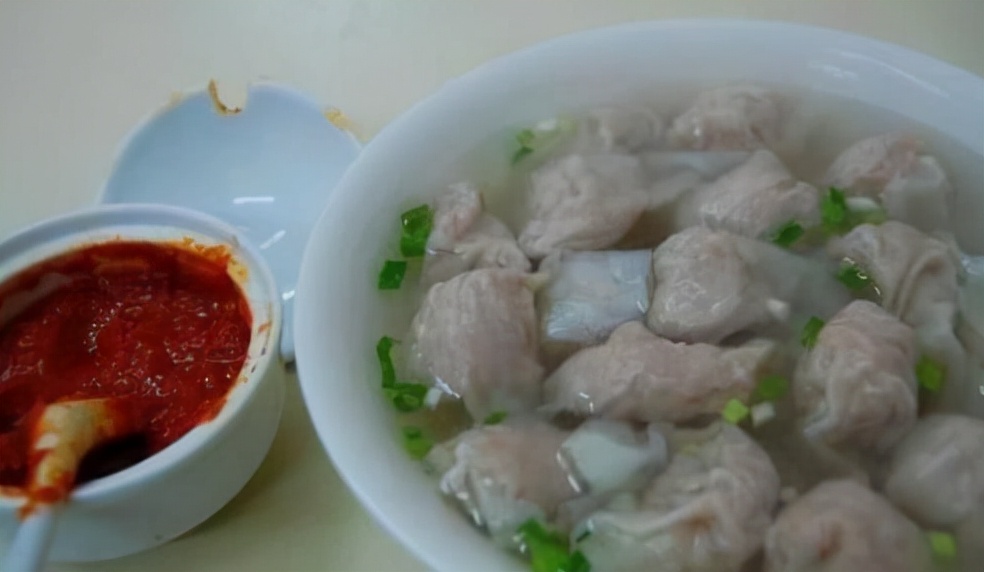 沙县小吃店生意萧条视频,沙县小吃如今的市场现状