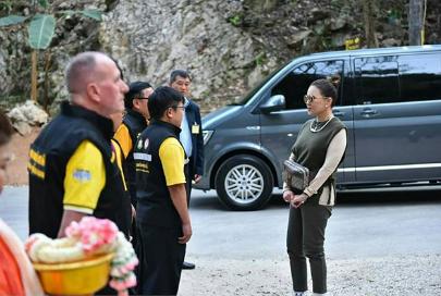 泰国68岁公主,泰国王后苏提达休闲装