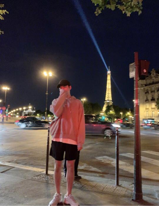 李敏镐穿大衣图片,李敏镐穿黄大衣