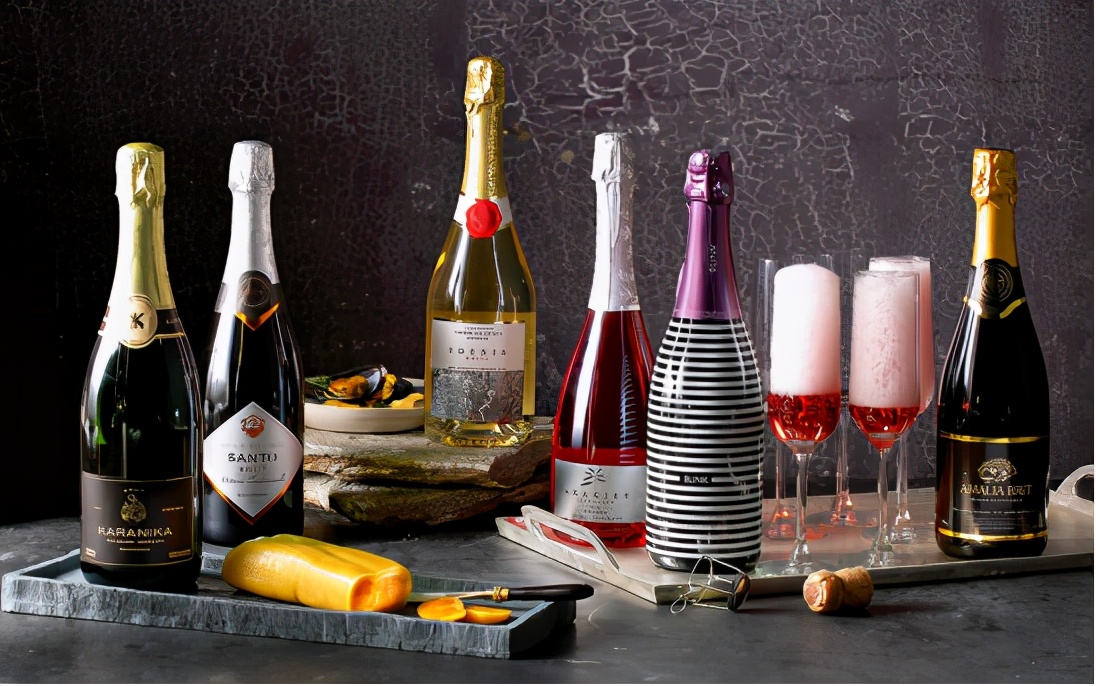 适合新手入门的葡萄酒种类,常见葡萄酒的分类方式有几种品种