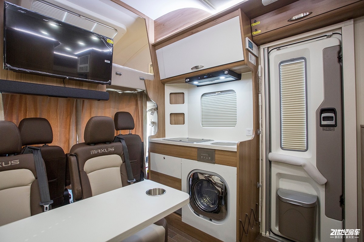 了解上汽大通maxusv90最新动态,上汽大通maxusv902023款2.0t短轴低顶