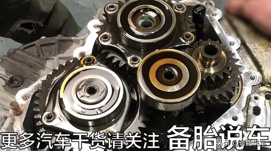 手动挡离合器跟双离合的一样吗,手动挡和双离合哪个容易坏