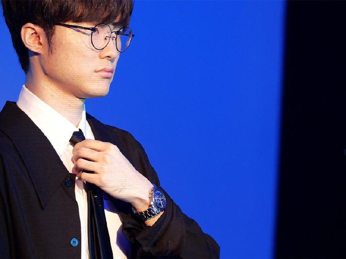 木木撸话：新星之守护皮肤即将上线！Faker拍杂志神似哈利波特