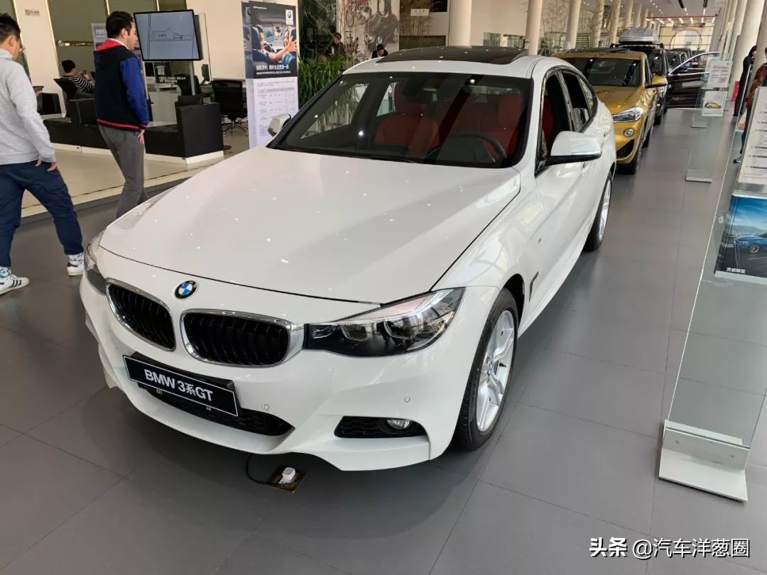 抄底老宝马三系,宝马3系买黑还是白更保值