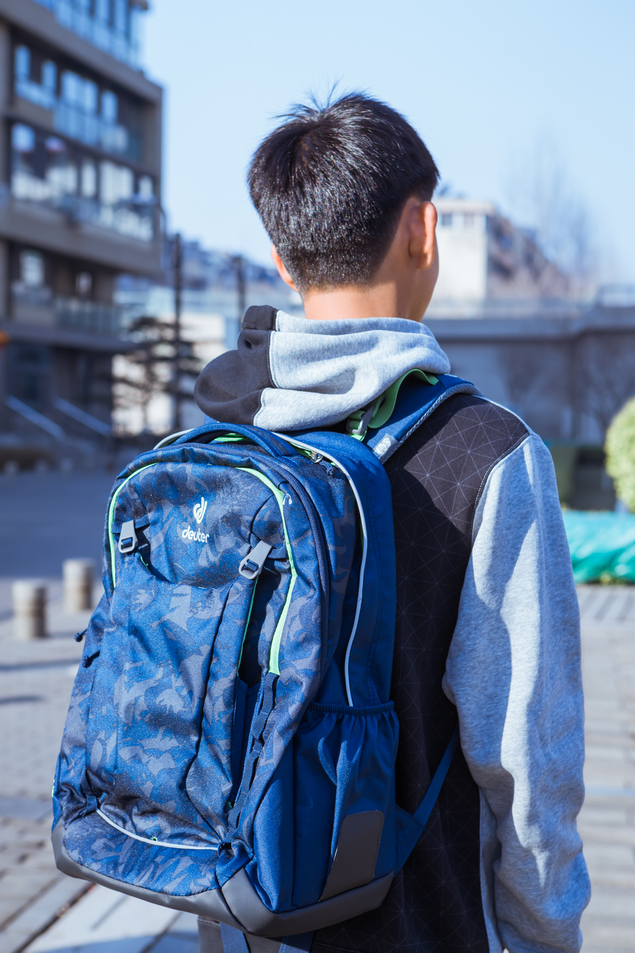 给即将上初三的孩子的小礼物-多特蒙德书包