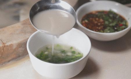 云南特色蒸汽石锅鱼什么鱼最好,特色美味云南蒸汽石锅鱼