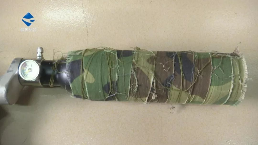 韶关一男子网购枪械零件组装枪支，结果自己“中枪”了