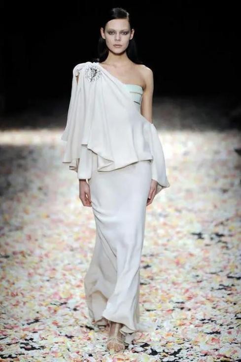 古希腊怎么织布,古希腊为什么穿着一块布