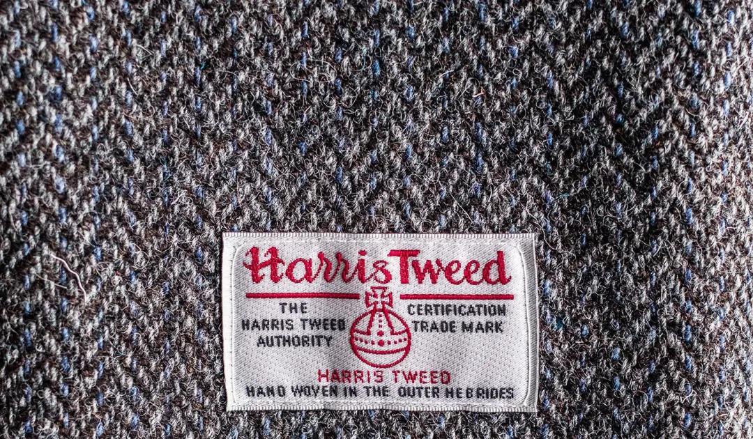 你买衣服的时候会考虑面料供应商吗？下次不如试试这些英国制面料