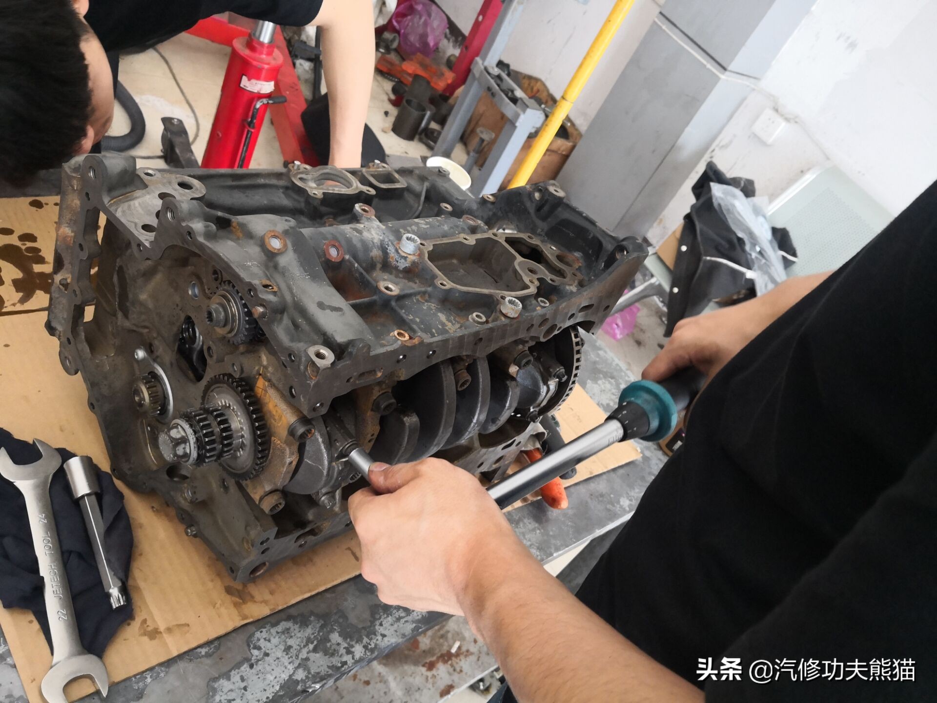 武汉大众烧机油最佳解决方案,武汉大众烧机油