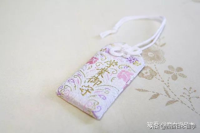日本护身符里面放什么,日本护身符有哪些