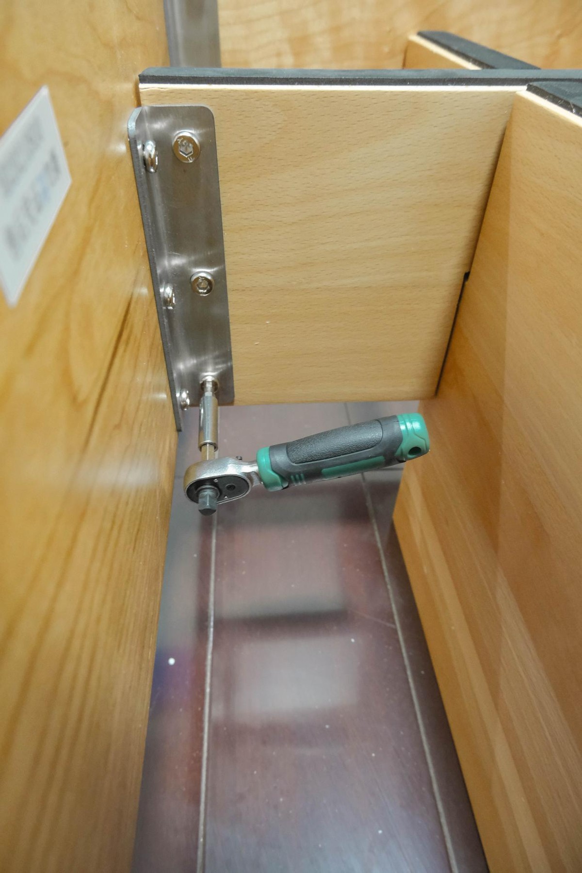 我只动口不动手，手提百宝箱的模范老公立即执行