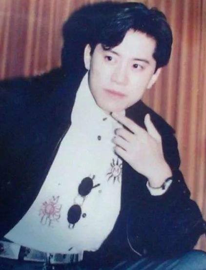 从顶级流量到销声匿迹,18年前毛宁性丑闻细节曝光，细思极恐