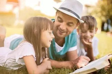 怎样提高近4个月的孩子智商,用什么方法提高小孩智商