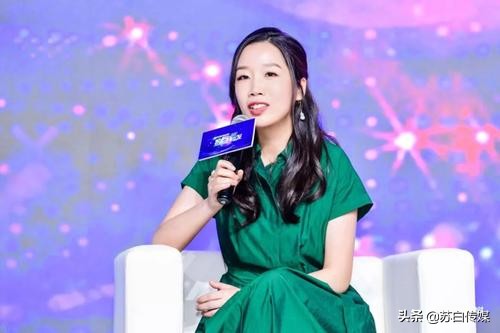 网络作家写手就业前景,网络作家与传统作家收入