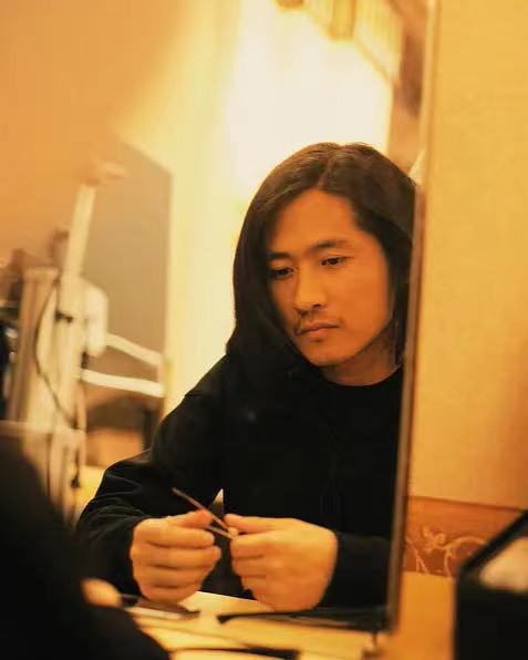 张国荣的遗书与韩寒的回答,张国荣写给韩寒信