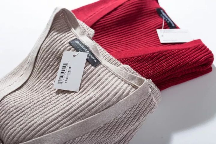 loewe衣服西班牙价格,loewe标志的衣服