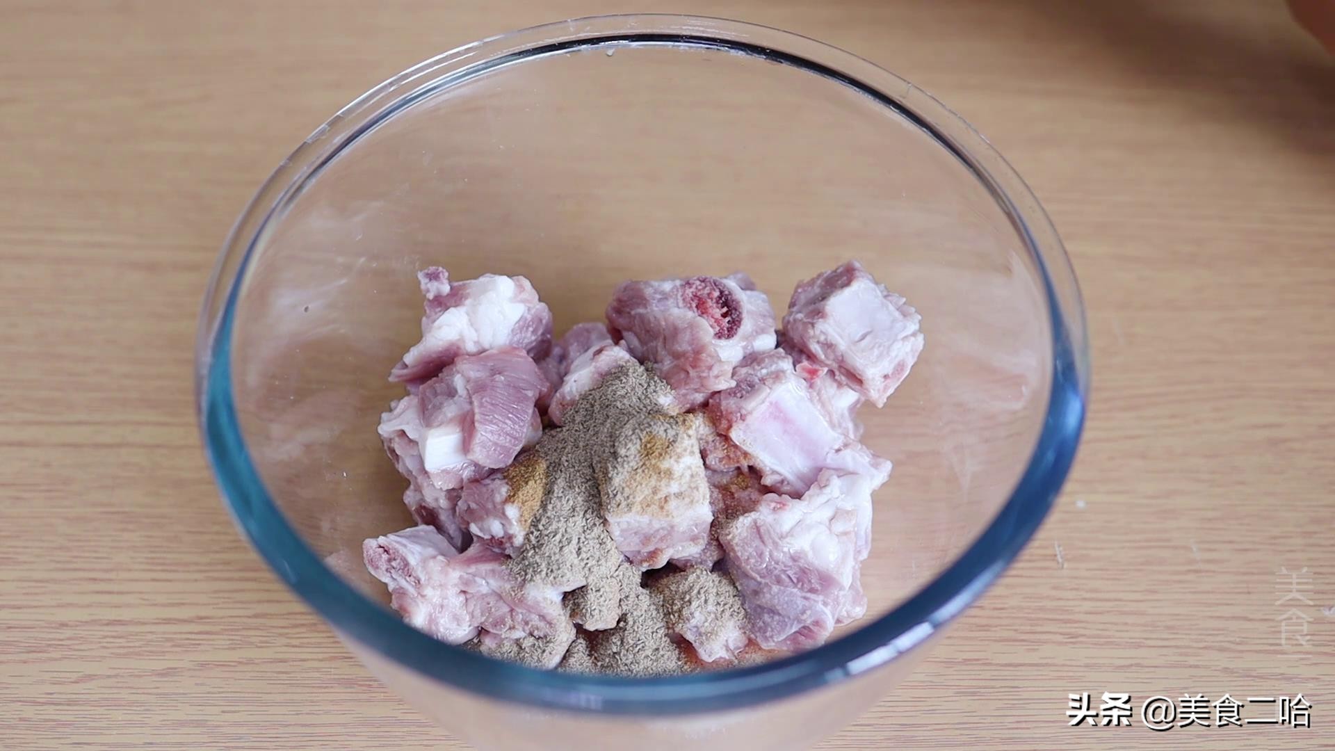 天冷滋补排骨汤,天冷了吃排骨汤