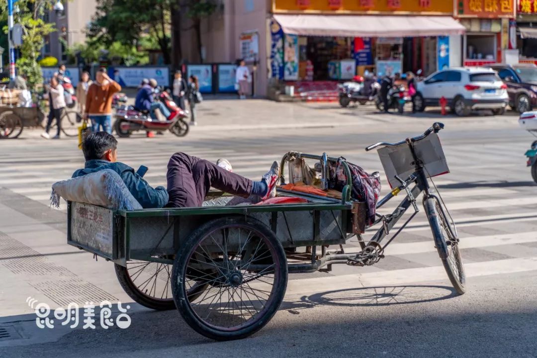 昆明日均卖500碗的米线店有哪些,昆明卖米线难吗