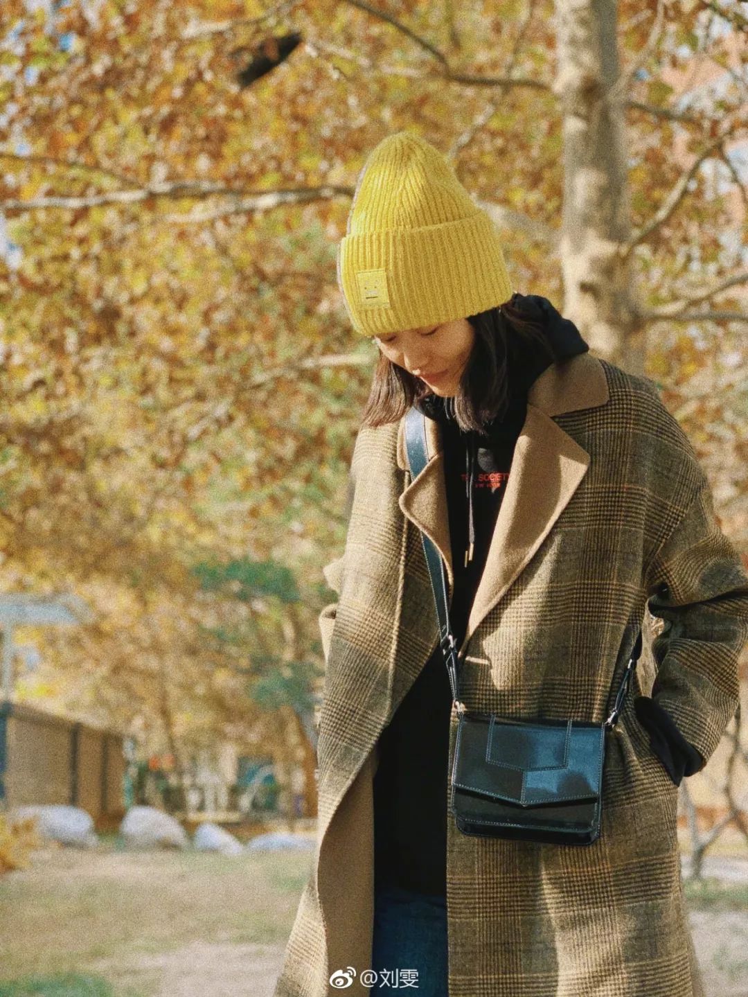 穿衣榜样|秋冬季的美丽同款与灵感