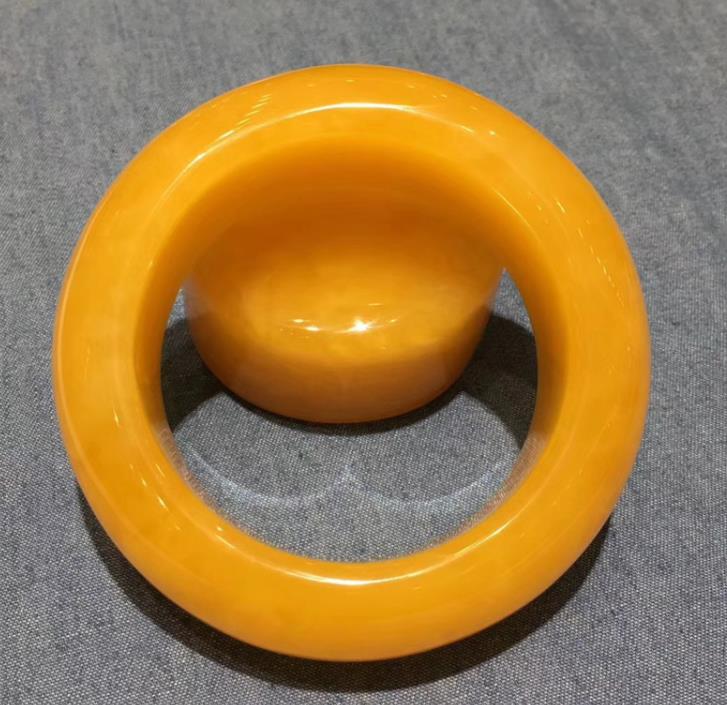 鸡油黄越戴越脏?有人说是假货