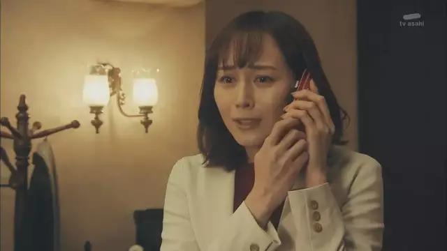 试图说服爸妈带口罩,年轻人对老年人说出门戴口罩