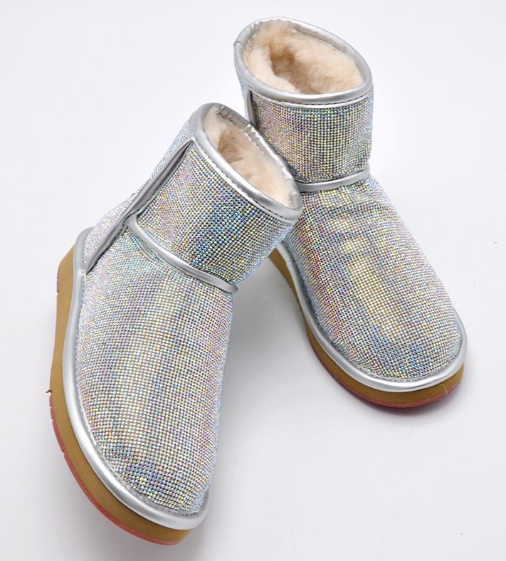 ugg澳洲款式,ugg有跟其他品牌联名吗