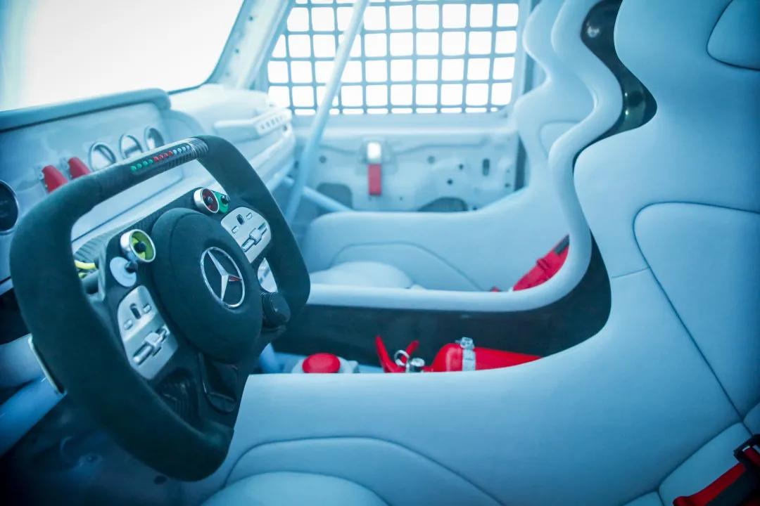 4大顶流豪车XLV/轩尼斯/见萩等与当代艺术家的碰撞