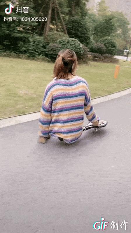 她3岁惨遭父母抛弃,无腿女孩截肢后被父母狠心遗弃