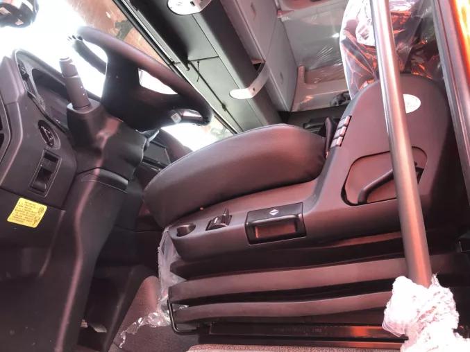 重汽汕德卡g7h燃气多少钱,中国重汽汕德卡g7s610马力牵引车