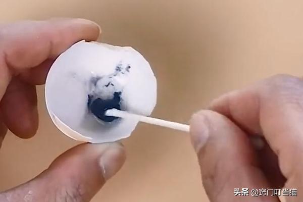 皮鞋蹭破皮了别烦恼,皮鞋蹭掉一丁点怎么办