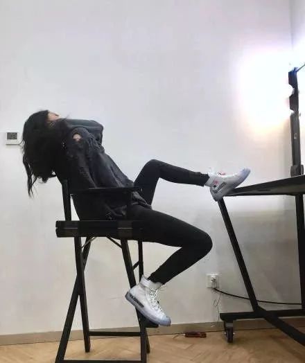 hm和芝麻街联名,moschino联名hm