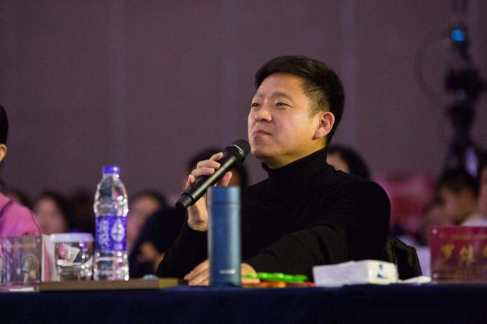 吴核*疆新**流行音乐学会秘书长《赢在*疆新**》深度访谈节目本期嘉宾