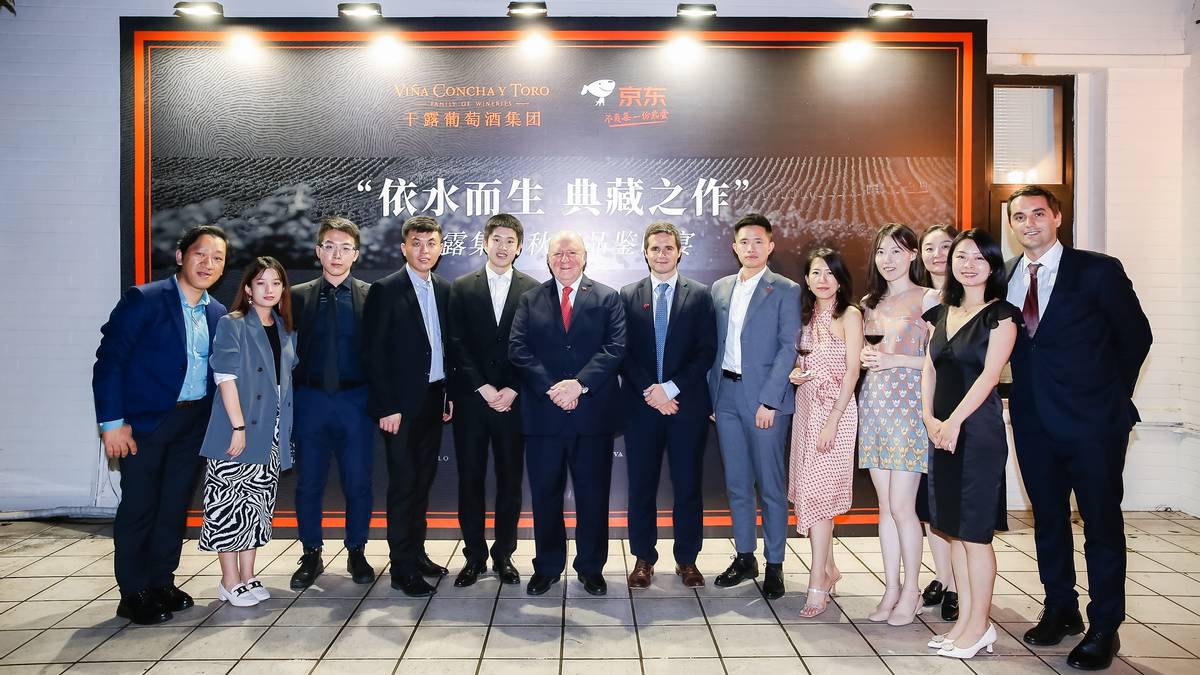 中国葡萄酒年销售额超过100亿,智利新世界红酒